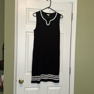 Talbots, size M  dress with white rickrack detail